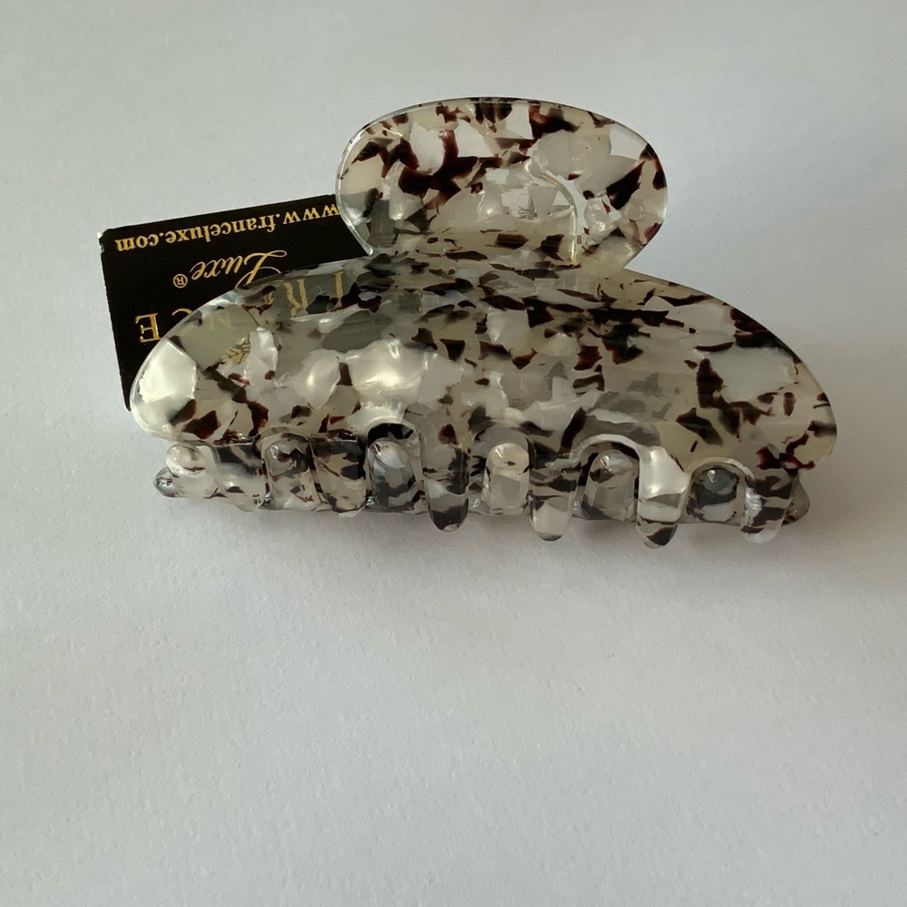 FRANCE LUXE COUTURE JAW